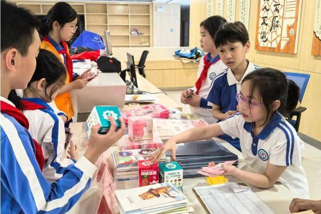 小小“麒麟币”，大大成长礼！坪山实验学校创新开发德育正向引领评价机制