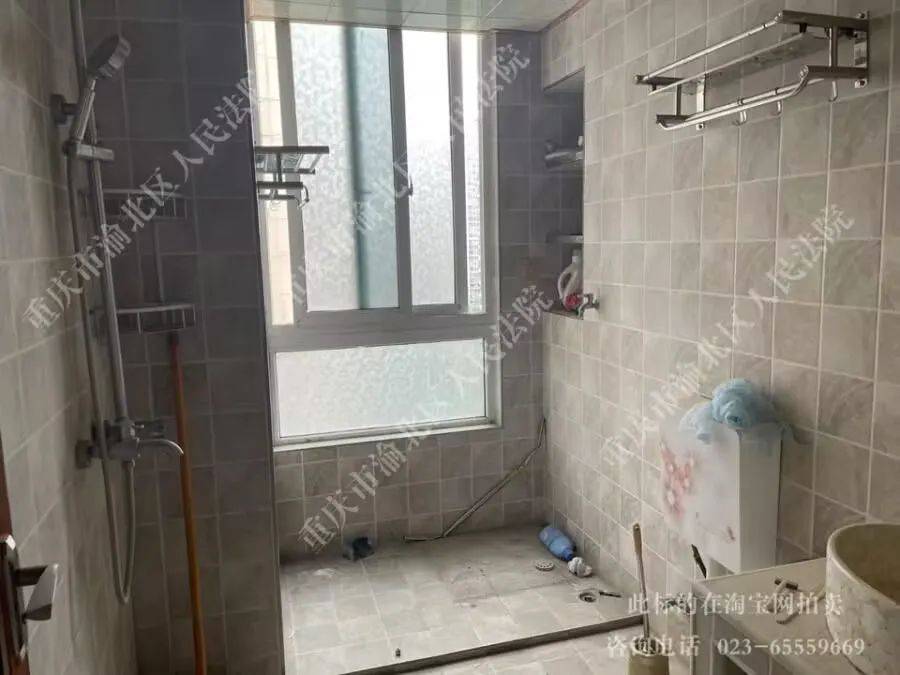 “重庆姐弟坠亡案”涉事房产拍卖，起拍价60万！暂无人报名