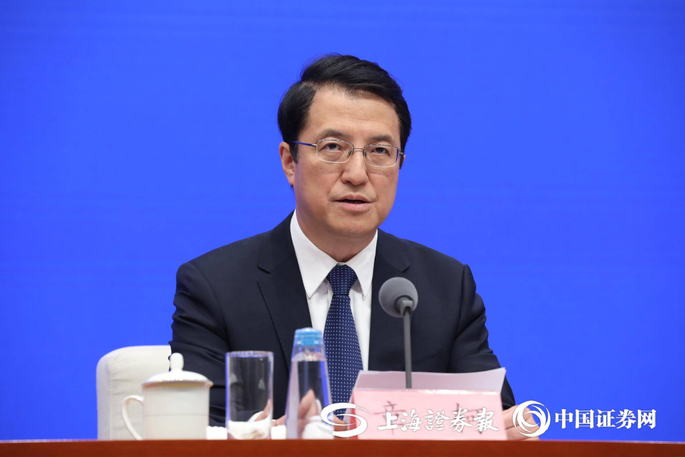 国家医保局章轲:目前已有逾百个品种药品申请纳入商保创新药目录