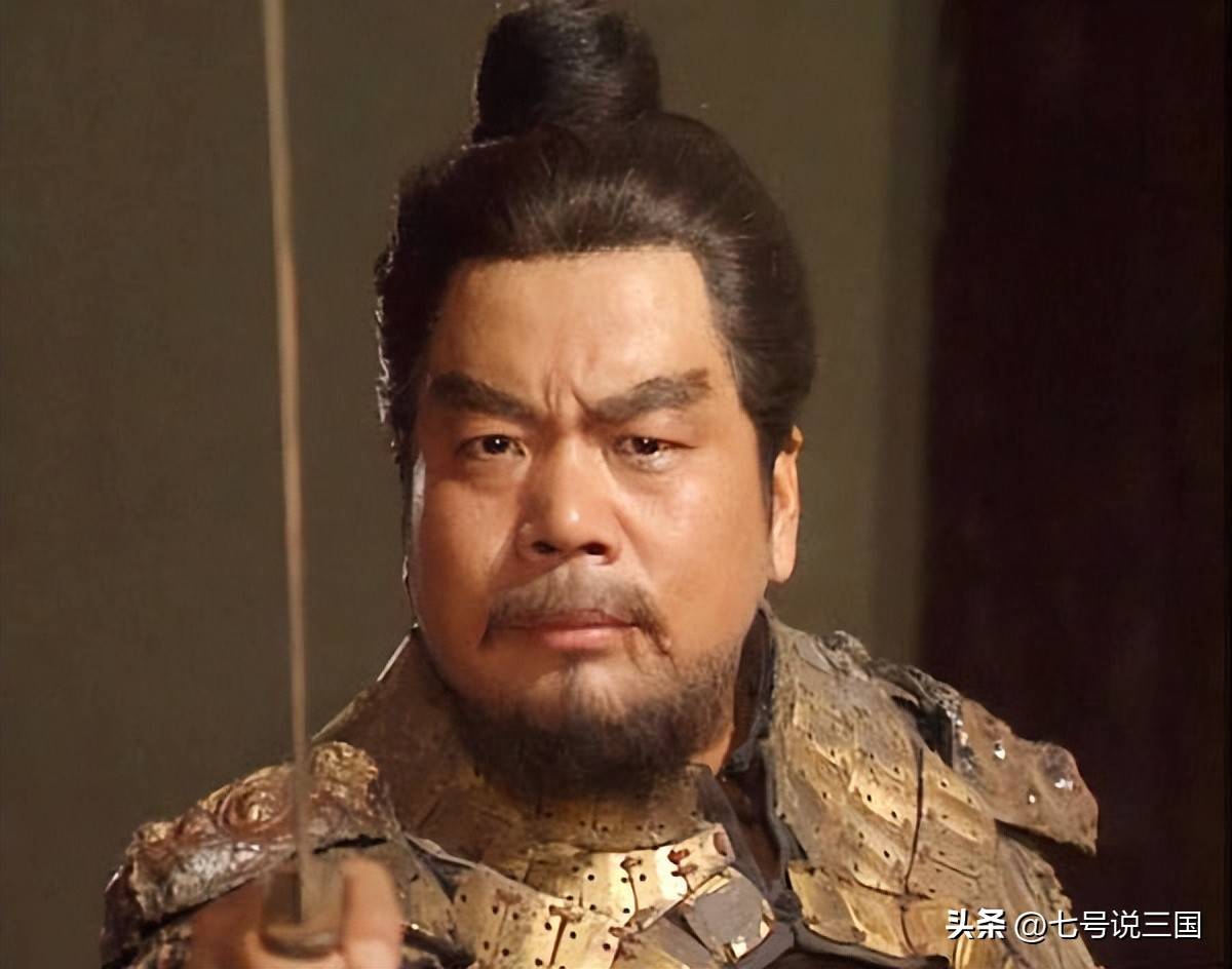 关羽连庞德都打不过,能打得过马超吗?正史上两人不在一个级别