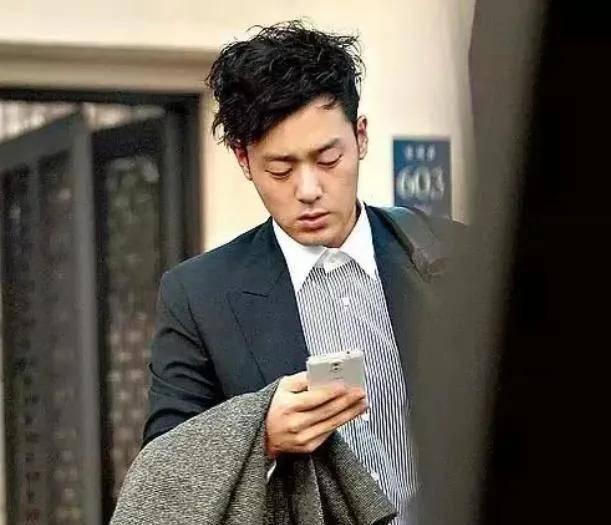 全智贤老公炒币血亏，女神频繁营业被指“救夫”，真相是……