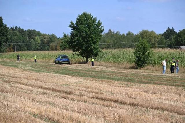 波兰突发！不明物体坠落爆炸，军方发声