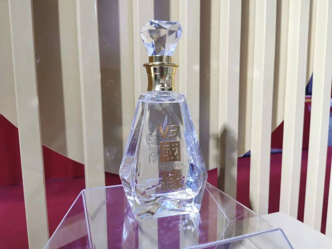 江苏省内全线溃败！今世缘净利下跌四成