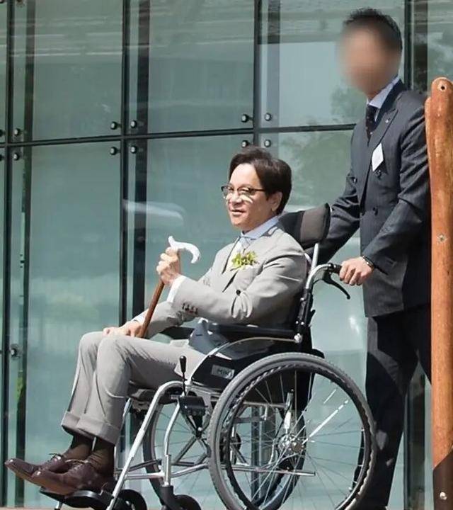 D 社卧底 2 月曝料!CJ 会长网传选妃,黑丝高跟是标配?