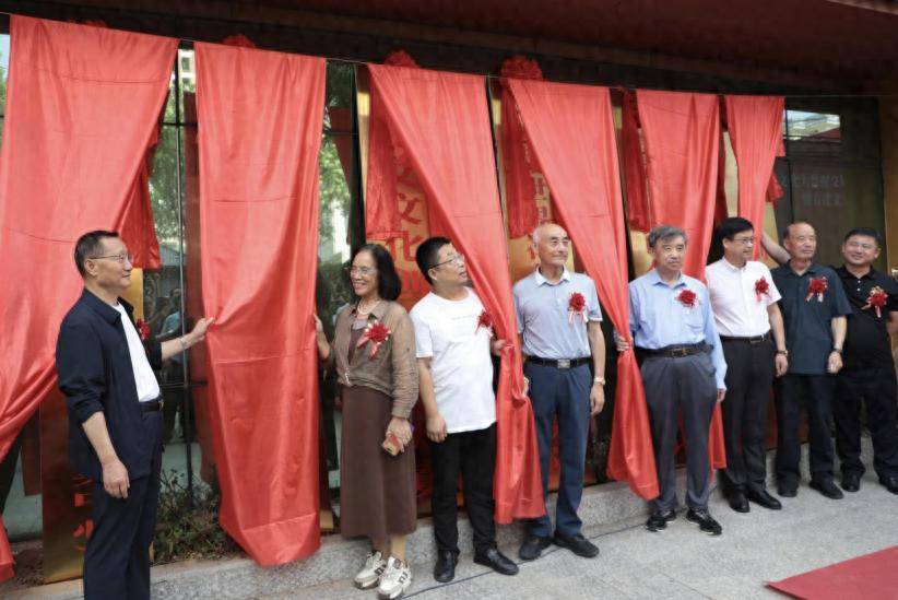 深圳文交所全国文化大数据交易中心金玉瓷文化数字资产交易平台落地西安