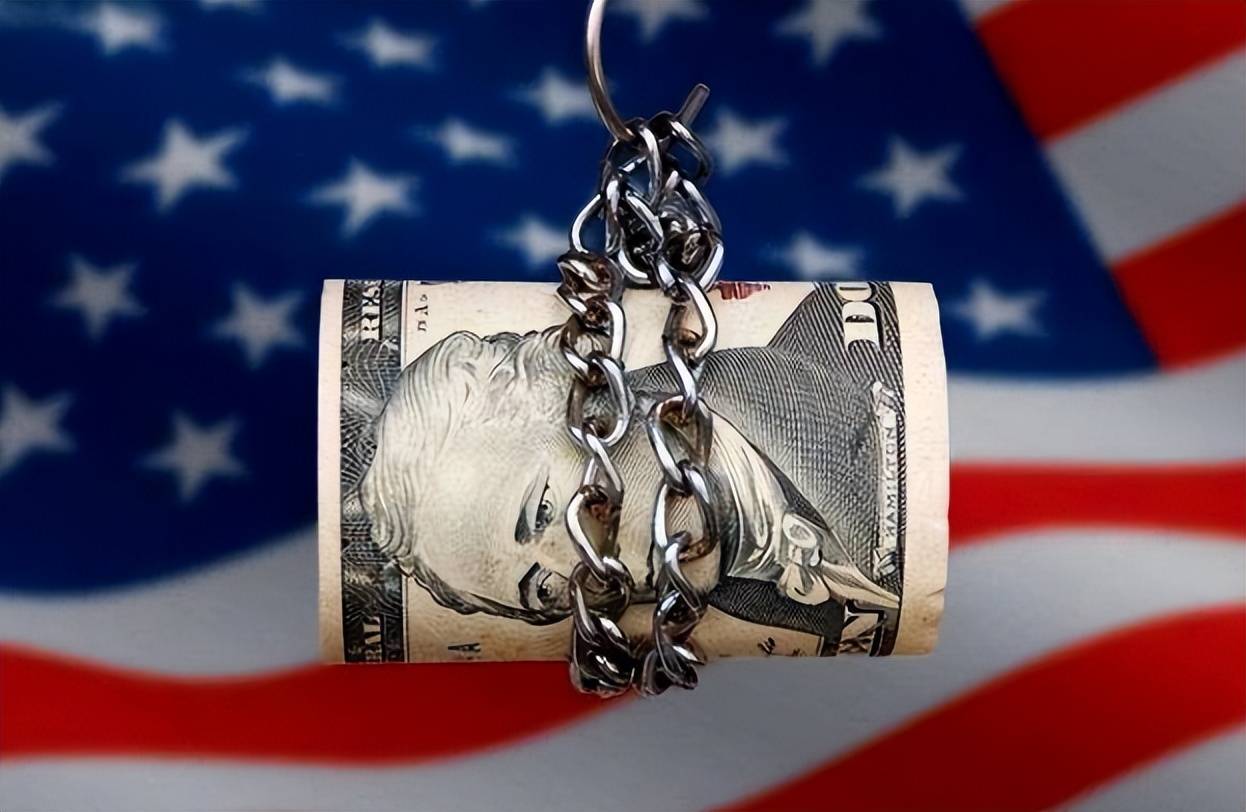 莫迪担心的一幕已出现,俄罗斯通告印度,买石油必须用人民币支付