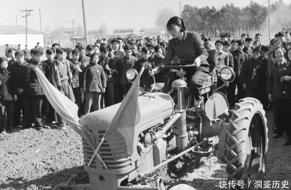 黑龙江女孩梁军：11岁嫁表哥，因能力出众被印人民币上，高寿90岁